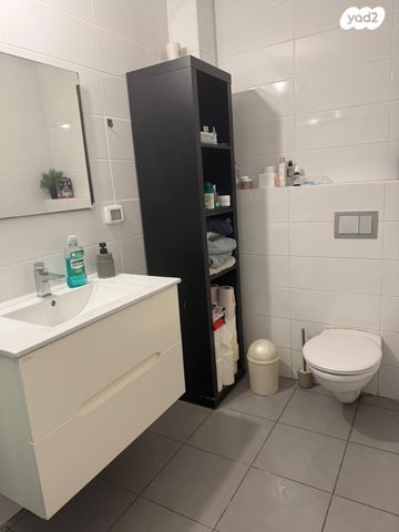 סאבלט, י.ל. פרץ 35, נווה שאנן, תל אביב יפו