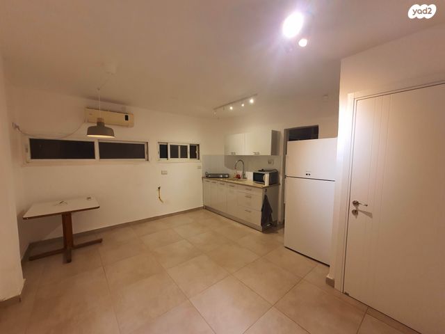 דרך מנחם בגין 23