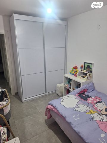 דירה, התותחנים 25, תל גיבורים, חולון