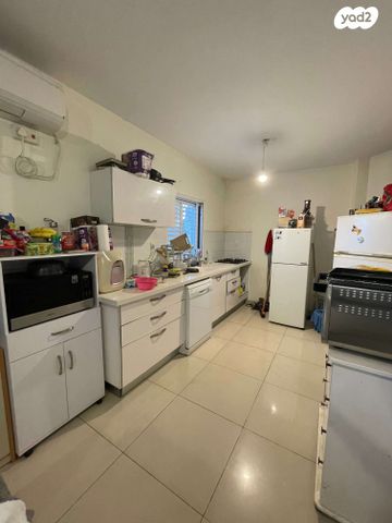 דירה, לאן 29, שכונת חשמונאים, מרכז העיר א, רמת גן