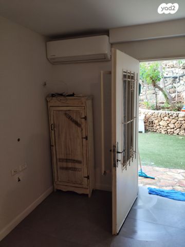 דירת גן, הברוש 9, בית נקופה, בית נקופה