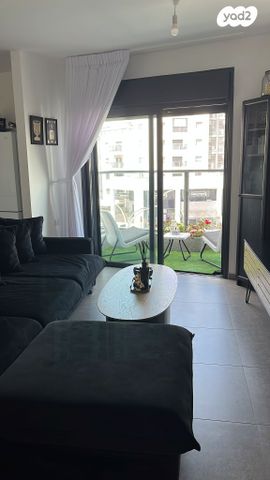 חיים הרצוג 56