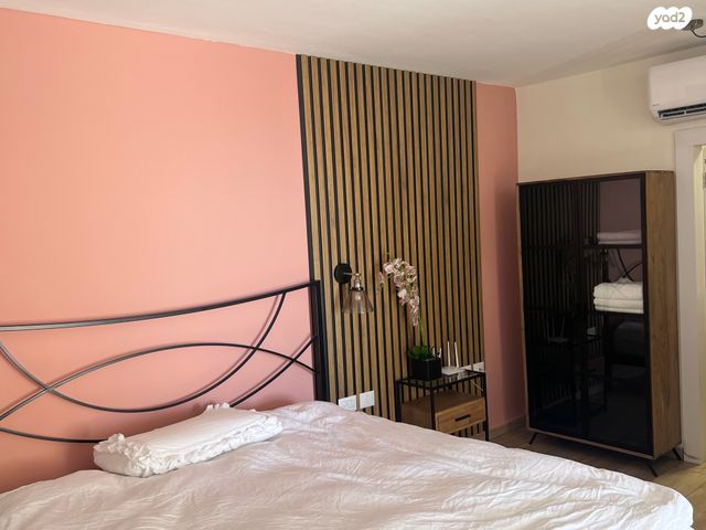 יחידת דיור, נחל מירון 1, מורדות רזים, צפת