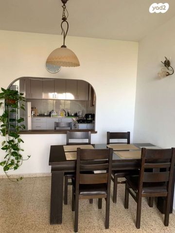 דירה, חיים משה שפירא 15, רובע ד', אשדוד