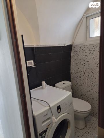 דירה, שדרות הציונות 17, ואדי נסנאס, חיפה