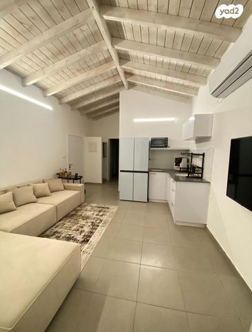 יחידת דיור, שדה 101, כפר חיטים, כפר חיטים