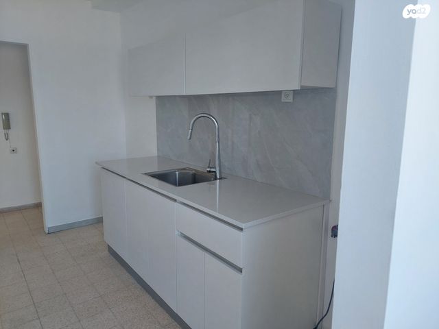 דירה, שדרות המגינים 127, קרית אליהו, חיפה