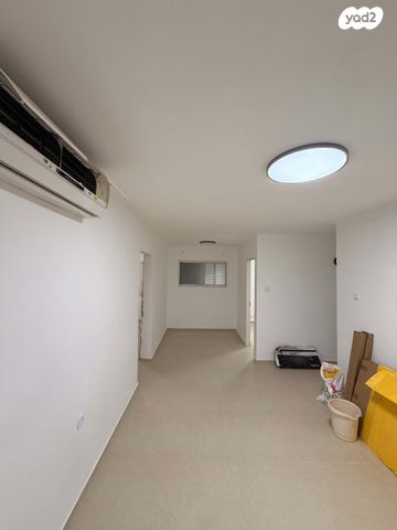 דירה, ההגנה 32, עמידר, נהריה