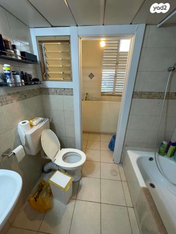 דירה, לאן 29, שכונת חשמונאים, מרכז העיר א, רמת גן