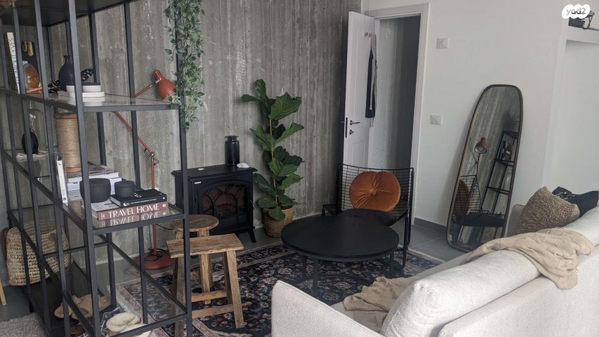 יחידת דיור, מעלה החמישה, מעלה החמישה, מעלה החמישה