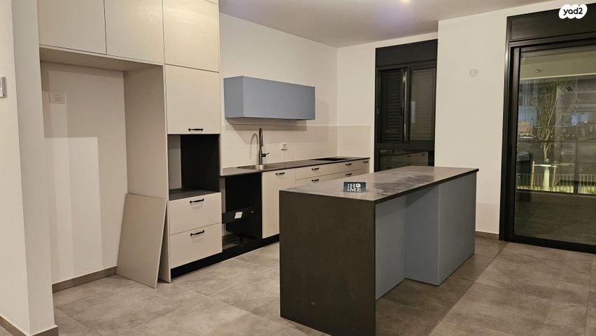 דירה, יונה וולך 7, גרין פארק החדשה, הוד השרון