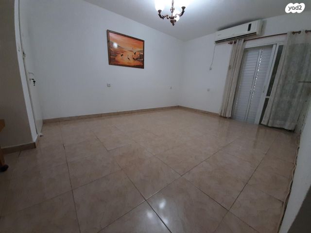 דירת גן, חזני 2, שכונה י"א, באר שבע