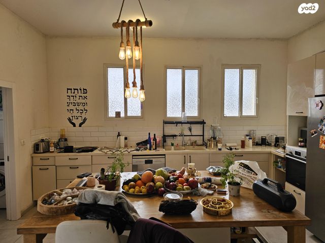 בית פרטי/ קוטג', ארז 604, לוזית, לוזית