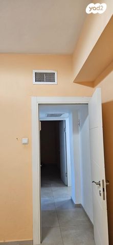 דירה, רוטשילד 34, רמב"ם, ראשון לציון