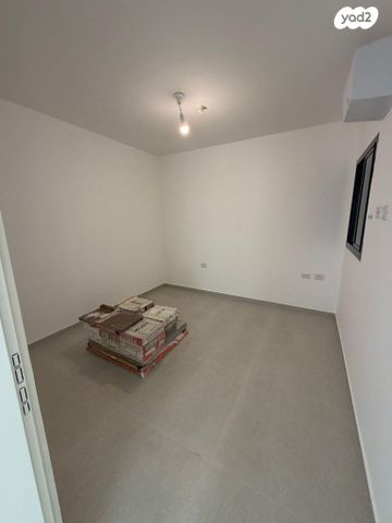 דירה, הגפן 1, כרמי הנדיב, אחוזת רוטנר, קרית מלאכי