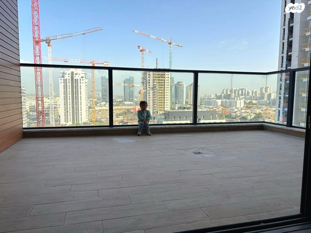 דירה, יצחק ויטנברג 1, פסגת הדר / נווה עוז הירוקה, פתח תקווה