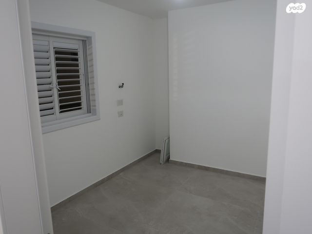 דירה, הרב דנגור 13, פרדס כץ, בני ברק