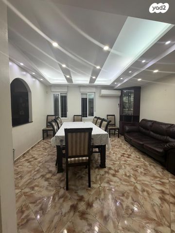 תיירות ונופש, חברת ש"ס 13, מאה שערים, ירושלים