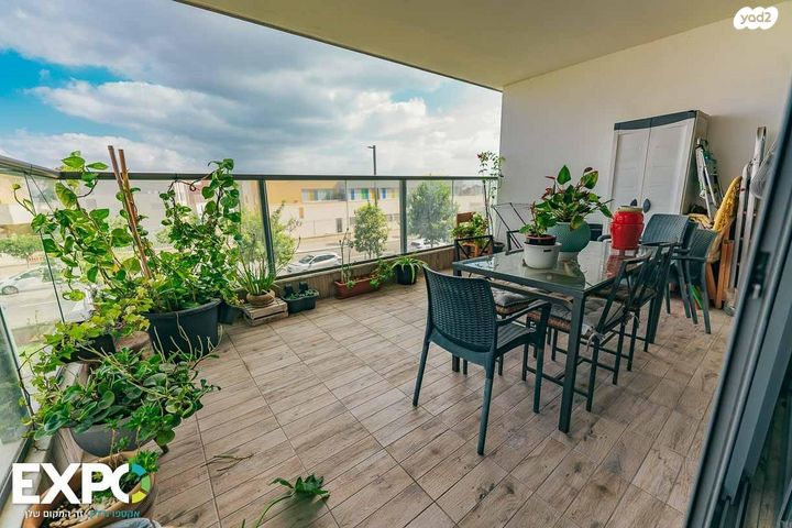 דירה, אהבת אדם 86, שרונה, כפר יונה