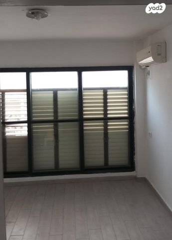 דירה, שדרות בן גוריון 13, גבעת אולגה, חדרה