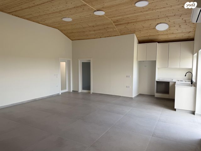 יחידת דיור, הזית 113, קדרון, קדרון