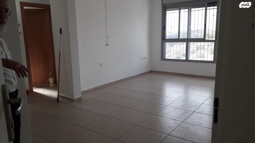 דירה, הרב ישראל גרוסמן 62, רמת אברהם, בית שמש