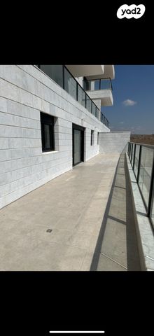 דירה, יחזקאל 10, פסגות אפק, ראש העין