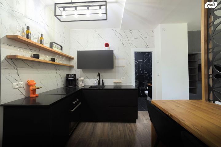 סטודיו/ לופט, אשכולות 80, יפה נוף, מעלות תרשיחא