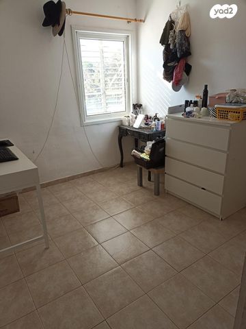 דירה, ביאליק 28, בן גוריון, אשקלון