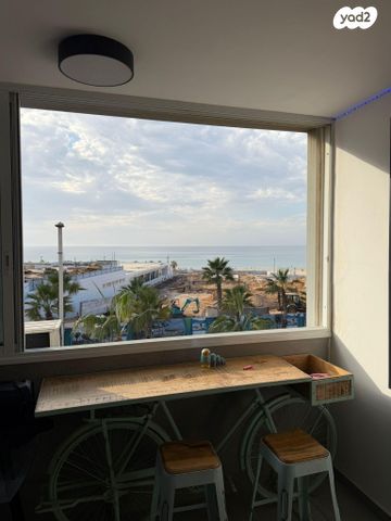 דירה, דרך בן גוריון 35, הגבול רוטשילד, בת ים