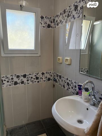 דירת גן, נחל גורפן 21, נוקדים, נוקדים