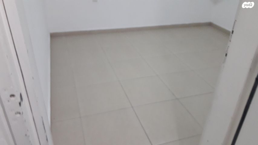 דירה, הרב ישראל גרוסמן 62, רמת אברהם, בית שמש