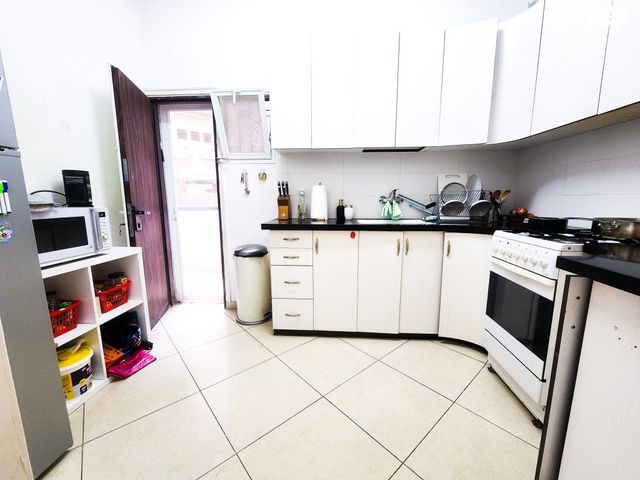 דירת גן, דוד רמז 9, גבעת הרמבם, גבעתיים