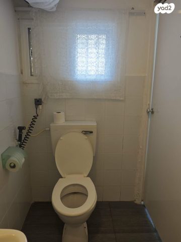 דירה, דב הוז 5, קטמונים, ירושלים