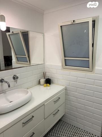 בית פרטי/ קוטג', הבשור 208, גבעולים, שוהם