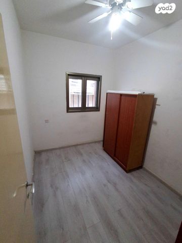 דירה, ארלוזורוב 1, ארלוזורוב, גבעתיים