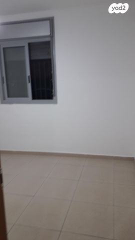 דירה, הרב ישראל גרוסמן 62, רמת אברהם, בית שמש