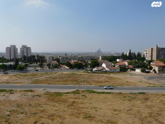 דירה, אריה רובין 17, משמר נוף, לוד