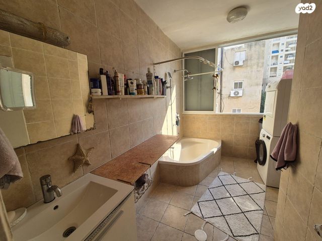 דירה, עולי הגרדום 4, אברמוביץ', ראשון לציון