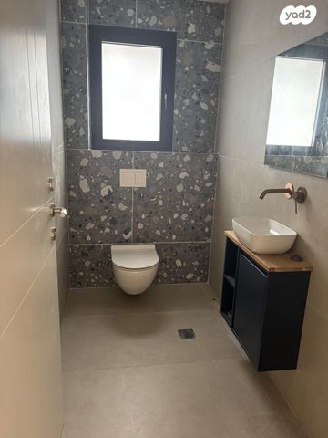 גג/ פנטהאוז, הפועל 50, נוף ים, הרצליה