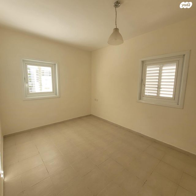 דירה, רבנו תם 8, הדר, רמת השרון