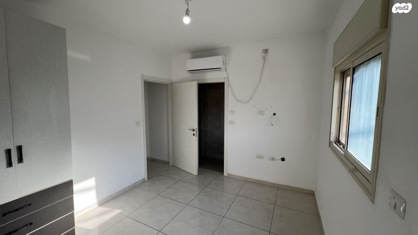 דירה, המלך שאול 21, גבעת אוסישקין, נהריה