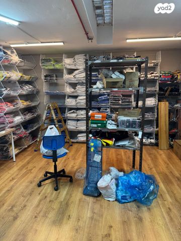 חנויות/ שטח מסחרי, סוקולוב 9, מגדיאל, הוד השרון