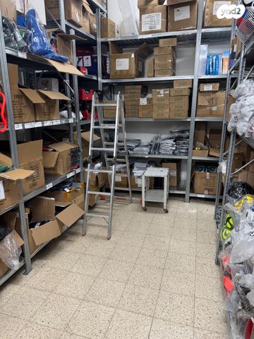 חנויות/ שטח מסחרי, סוקולוב 9, מגדיאל, הוד השרון