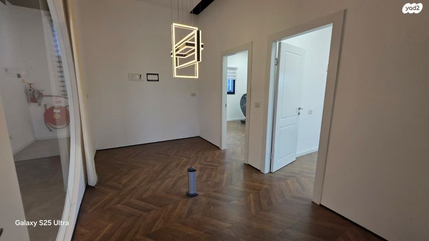 משרדים, דרך זאב ז'בוטינסקי 92, פארקטק פתח תקווה / אזור תעשייה קרית אריה, פתח תקווה