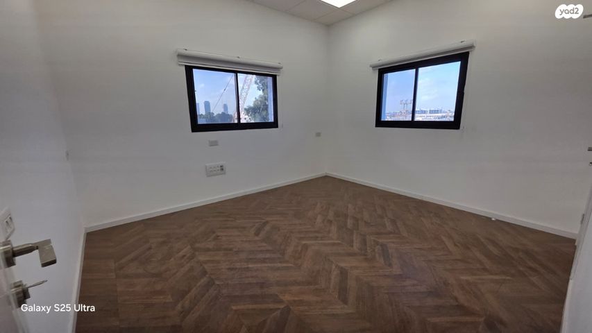 משרדים, דרך זאב ז'בוטינסקי 92, פארקטק פתח תקווה / אזור תעשייה קרית אריה, פתח תקווה