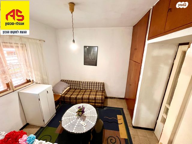 דירה, הצנחנים 7, הרצליה