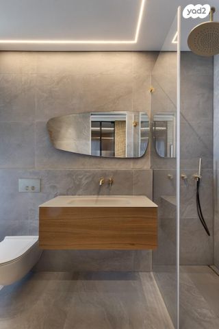 גג/ פנטהאוז, שכונת גפן, רמת גן