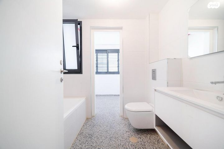 דירה, נווה גן, פתח תקווה