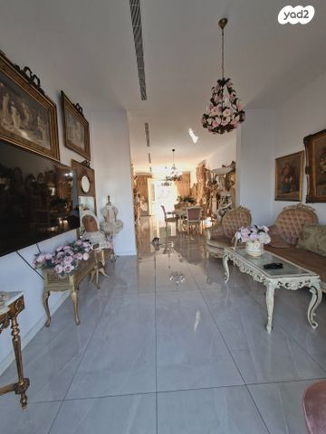 דירת גן, העיר התחתית, ואדי סאליב, חיפה